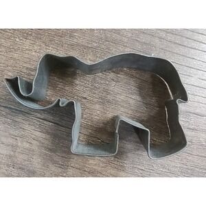 Vintage Metal Elephant Cookie Cutter Tin Primitive Farmhouse Kitchen B3